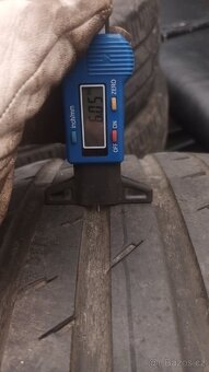 Continental 245/40/17 - 2