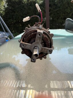 Motor - 2