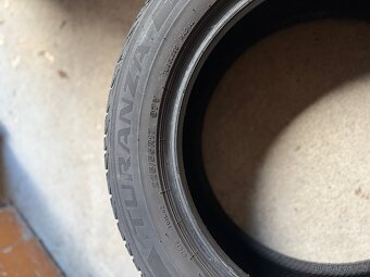 Letní pneu 225/55/17 Bridgestone turanza t001 - 2