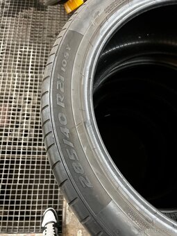 Pirelli 285/40 r21 letní - 2