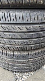 Letni sada Barum Bravuris 5 195 44 r15 6mm - 2
