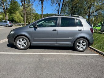 VW Golf Plus 1,6i (75 kW) benzín - 2