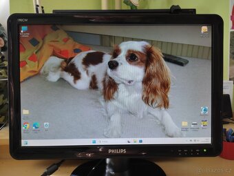 monitor zn: Phillips 190CV 19" - 2