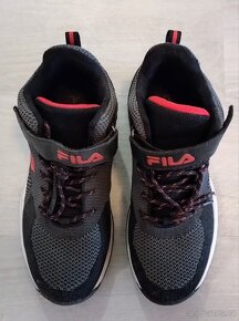 Kotníčkové boty FILA FW8445 vel.40 - 2