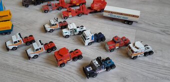 autíčka - angličáky Matchbox  CONVOY - 2