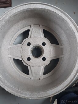 Prodám alu kola ford veterán - 2