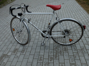 Favorit - 1987 - původní minimálně jetý stav - 2
