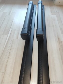 Nosič na lyže Thule Snowpack M+ příčníky Thule WingBar black - 2