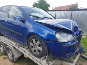 Voklswagen Golf 5 1.9TDI - navigace ,výhřev...díly z vozu - 2