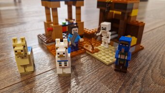 Lego Minecraft 21167 Tržiště - 2