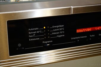 Myčka Miele nerezová vestavná G 5830 SCi , tři koše, podsvíc - 2