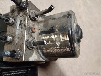 Vw Caddy 2,Golf 5 - Jednotka ABS 1K0907379k - 2