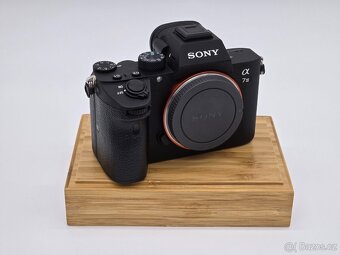 Sony A7 III TOP STAV - 2