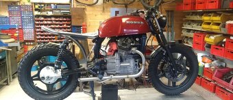 Honda CX 500 nedokončená stavba - 2