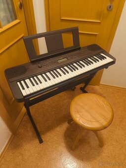 Yamaha PSR-E360 s dynamikou úhozu - 2