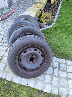 Prodám zimní sadu na fabia 1-rezervace - 2