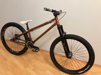 Author EXE 26" dirt - 2