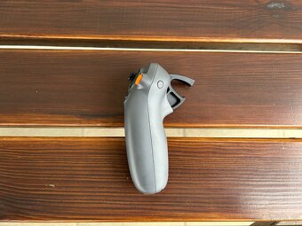 DJI RC Motion 3 controller - 2