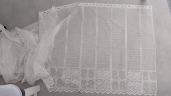 ZÁCLONA DO KUCHYNĚ / JÍDELNY - 2