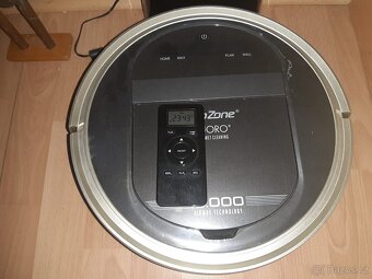 Robotický vysavač Robzone - 2