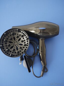 Vysoušeč vlasů - 2