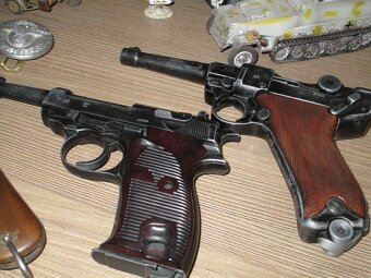 Set memorabilií - 2