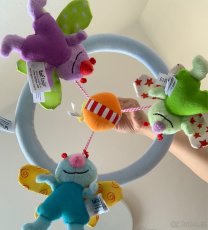 Hrací kolotoč nad postýlku - 2