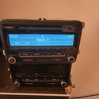 VW RCD-310 CD MP3 AUX AUTORADIO PASSAT GOLF - 2