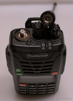Ruční radiostanice Wouxun KG-UV6D V2 - 2
