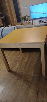 Jidelni stůl ikea - 2