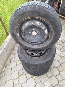 Zimní kola fabia 14" Barum polaris - 2