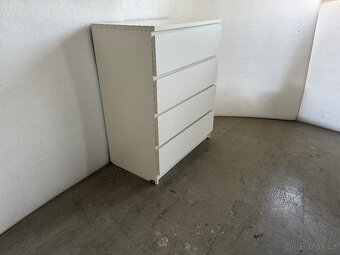 Komoda - 2