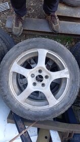 ALU kola Ford - 2