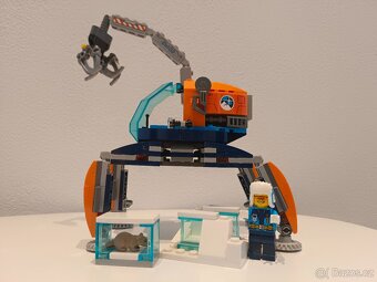 LEGO City 60192 - 2