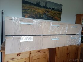 Zásuvky pod TV - 2