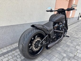 Harley FXBR Breakout - 2