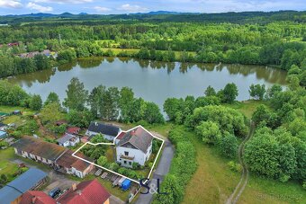 Prodej rodinného domu s bytovými jednotkami u rybníků v Dubi - 2