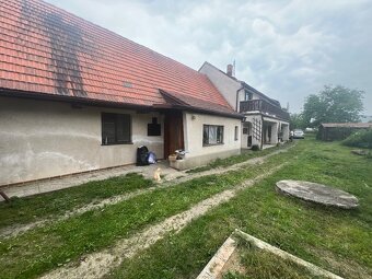 Dum bez relaitky,2 tossing domy na jednem pozemku - 2