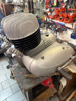 Jawa motor 350 - 2