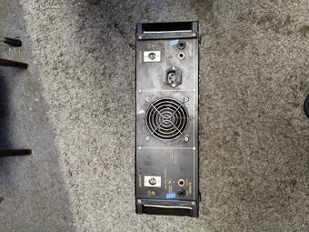 Zesilovač 2x 240W dělaný konec - 2