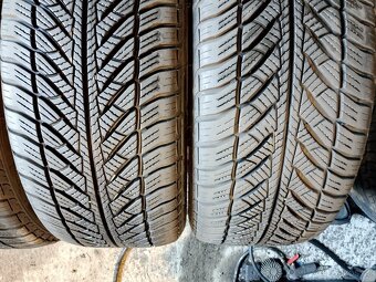 245/45/18 100v Goodyear - zimní pneu 4ks - 2