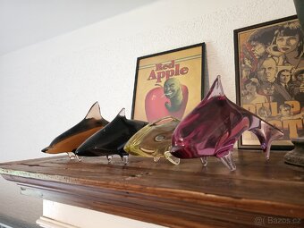 Sbírám STARÉ VÁZY, RETRO FIGURKY, SOŠKY, HUTNÍ SKLO - 2