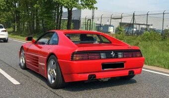 Ferrari 348 TB z dubna 1992 - 2