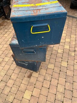 Plechová bedna na nářadí - 2