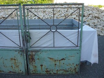 Dvoukřídlá branka, vrátka - 2