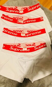 4x Supreme červeno bíle trenky - 2