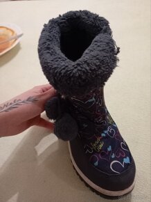 Prodám dívčí kozačky - 2