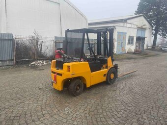 Vysokozdvižný vozík 3,5t, diesel - 2