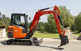 Půjčovna / pronájem minibagr / bagr - 2