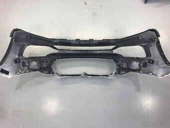 Maserarti Levante přední nárazník - 2